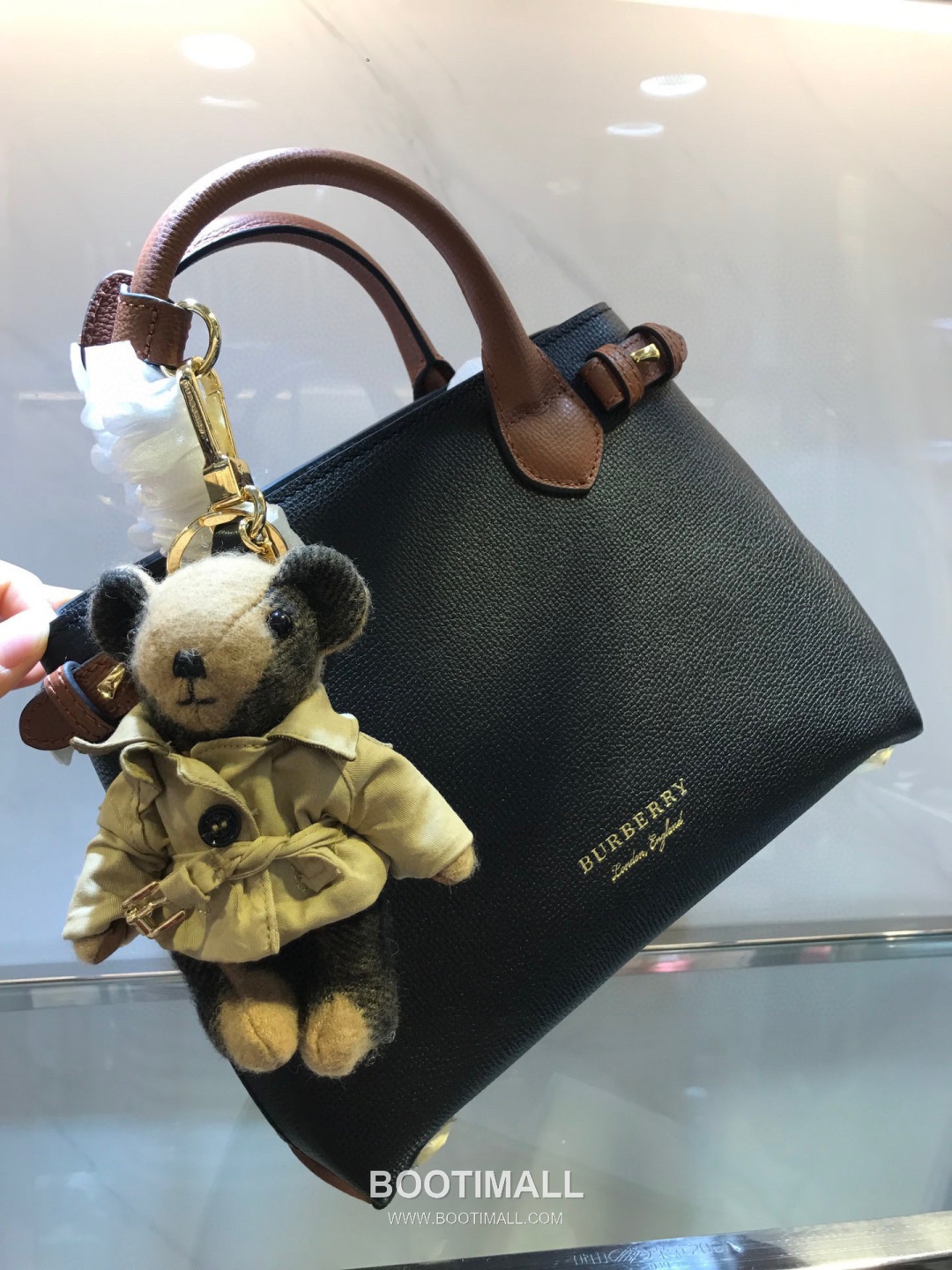 Burberry Banner 713163 Top Handle Bag 버버리 배너 713163 탑핸들백 26cm 9