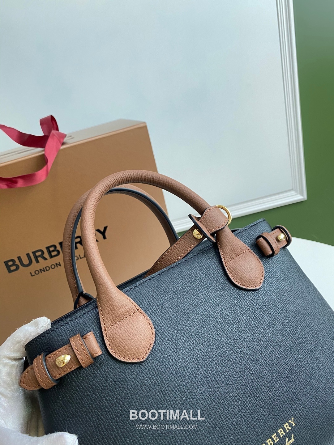 Burberry Banner 713163 Top Handle Bag 버버리 배너 713163 탑핸들백 26cm 13