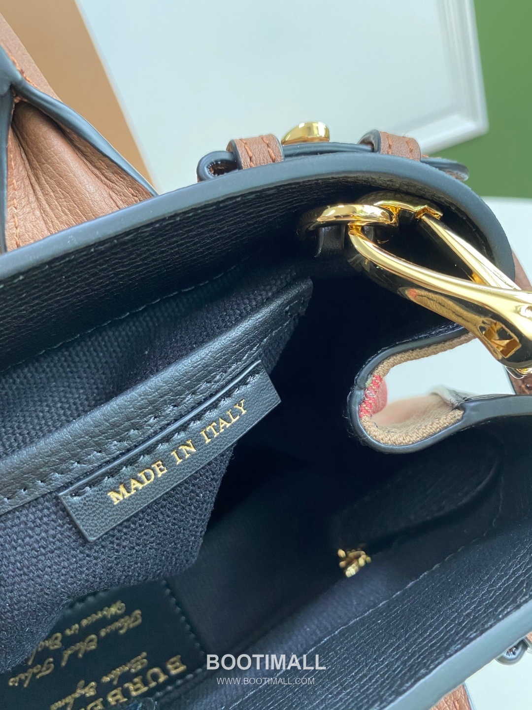 Burberry Banner 713163 Top Handle Bag 버버리 배너 713163 탑핸들백 26cm 17