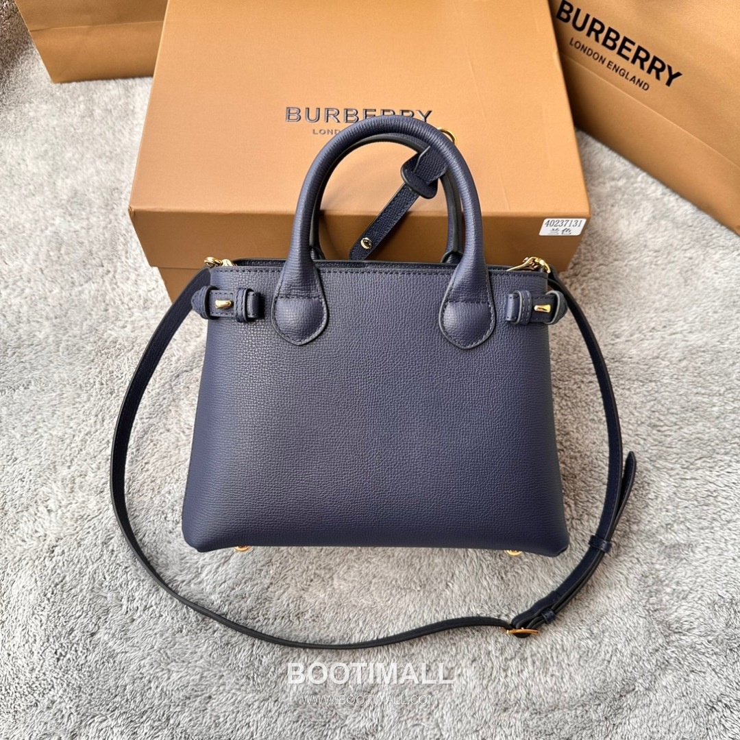 Burberry Banner House Check Grained Leather Navy Tote Bag 버버리 배너 하우스 체크 그레인드 레더 네이비 토트백 26cm 10