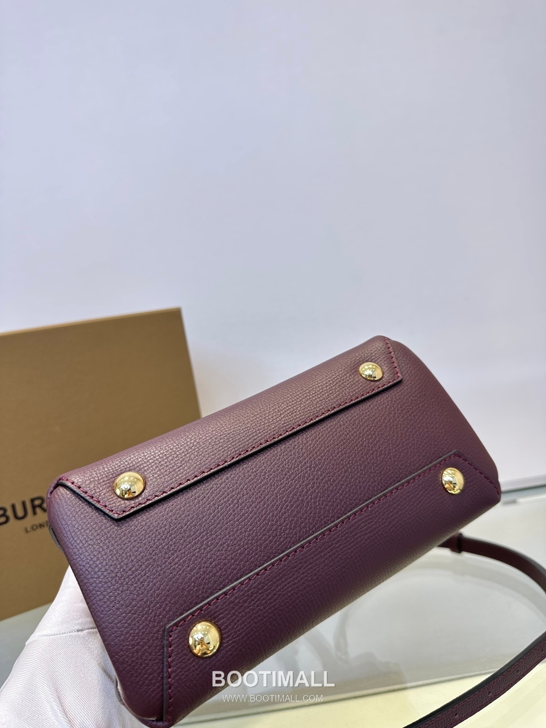 Burberry The Banner House Check Cotton Canvas Beige Tote Bag 버버리 더 배너 하우스 체크 712160 코튼 캔버스 베이지 토트백 22cm 16