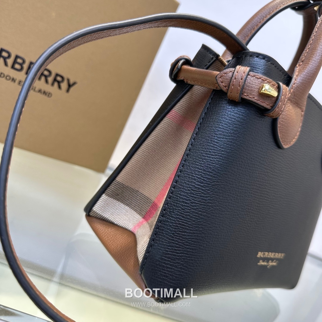 Burberry The Banner House Check Cotton Canvas Beige Tote Bag 버버리 더 배너 하우스 체크 712160 코튼 캔버스 베이지 토트백 22cm 15