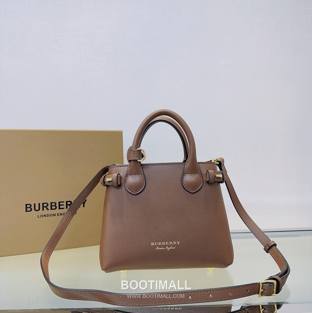 Burberry The Banner House Check Cotton Canvas Beige Top Handle Bag 버버리 더 배너 하우스 체크 코튼 캔버스 베이지 탑핸들백 22cm 1