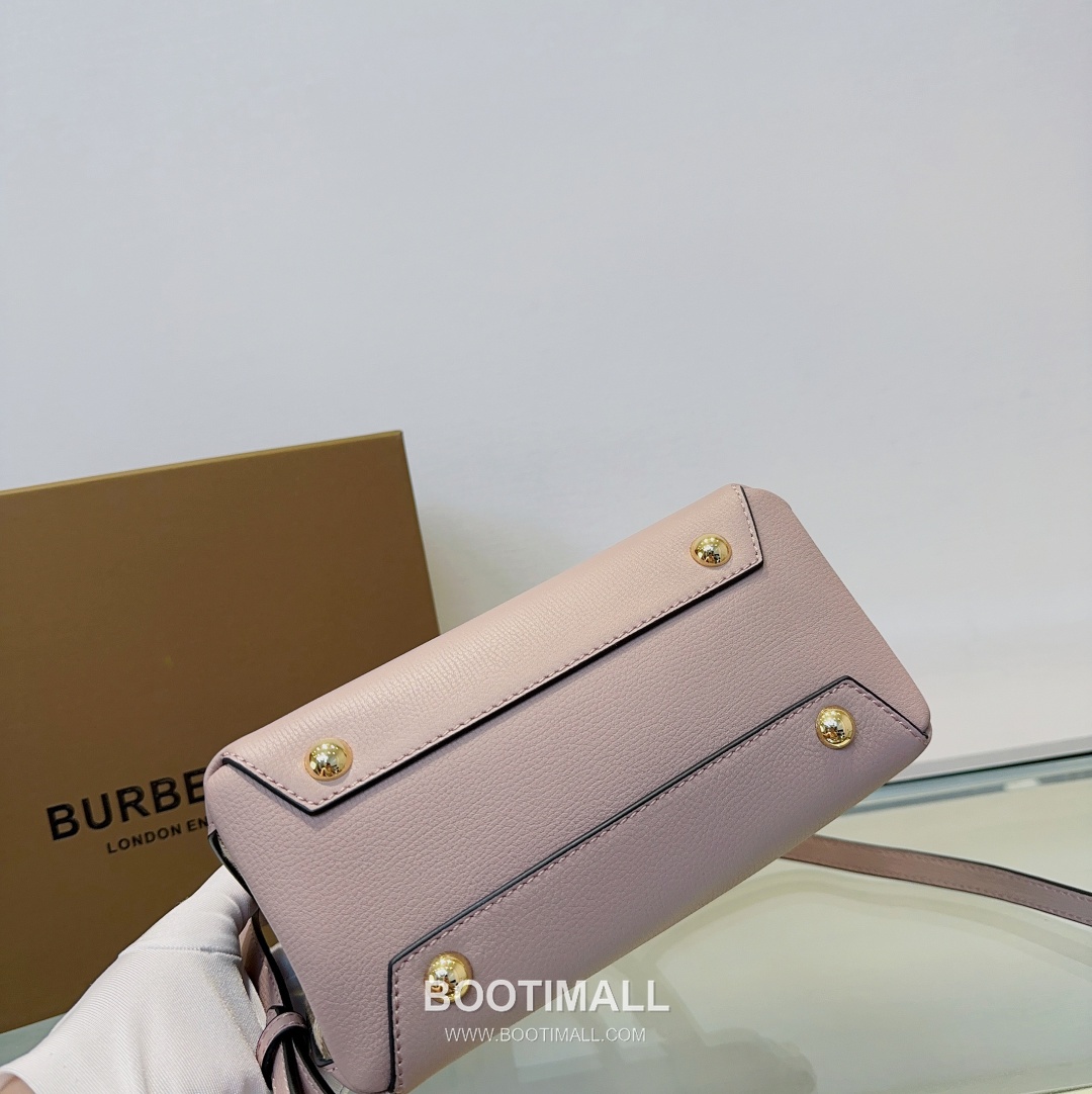 Burberry The Banner House Check Cotton Canvas Beige Top Handle Bag 버버리 더 배너 하우스 체크 코튼 캔버스 베이지 탑핸들백 22cm 15