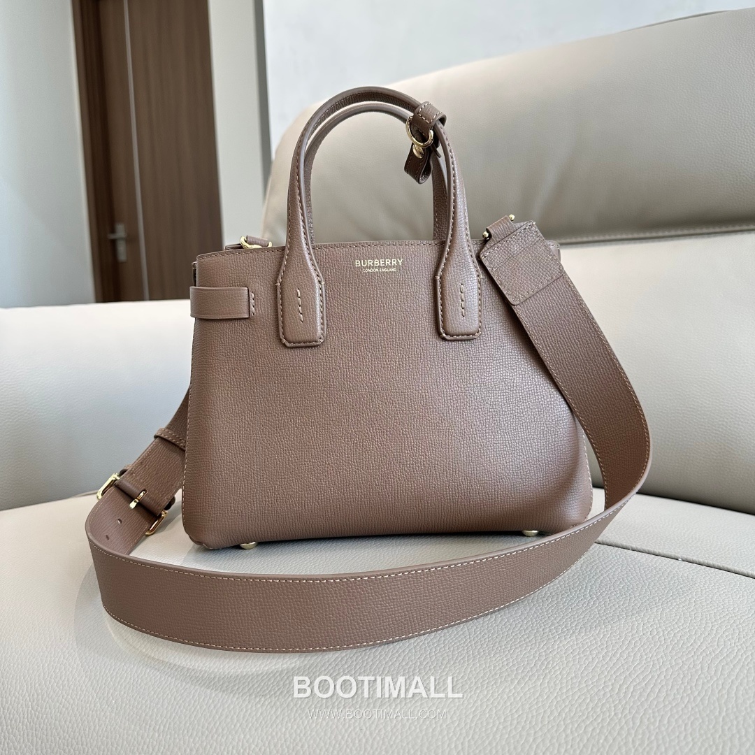 Burberry Banner Vintage Check Grained Cowhide Beige Tote Bag 버버리 배너 빈티지 체크 557163 그레인드 소가죽 베이지 토트백 26cm 1