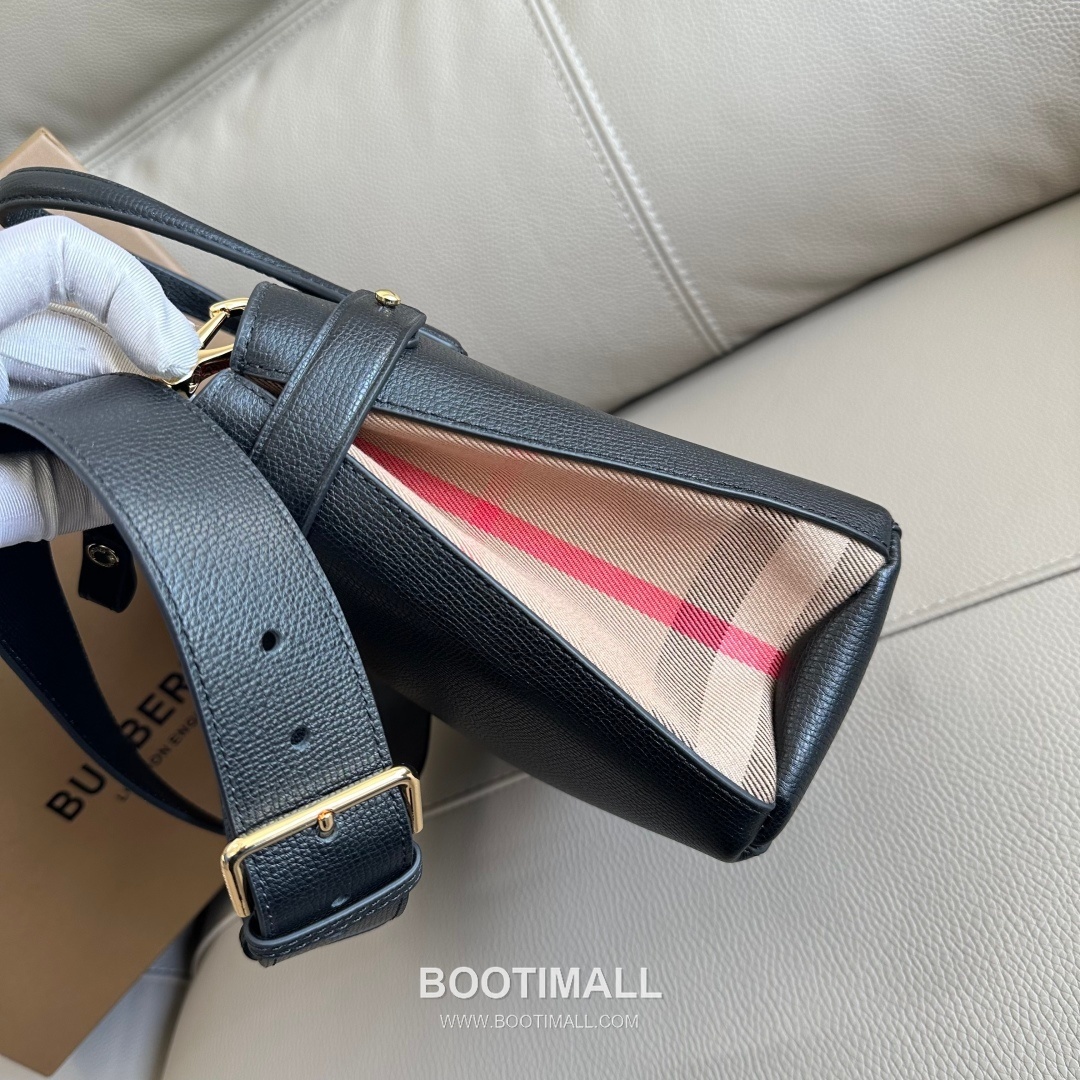 Burberry Banner Vintage Check Grained Cowhide Beige Tote Bag 버버리 배너 빈티지 체크 557163 그레인드 소가죽 베이지 토트백 26cm 5