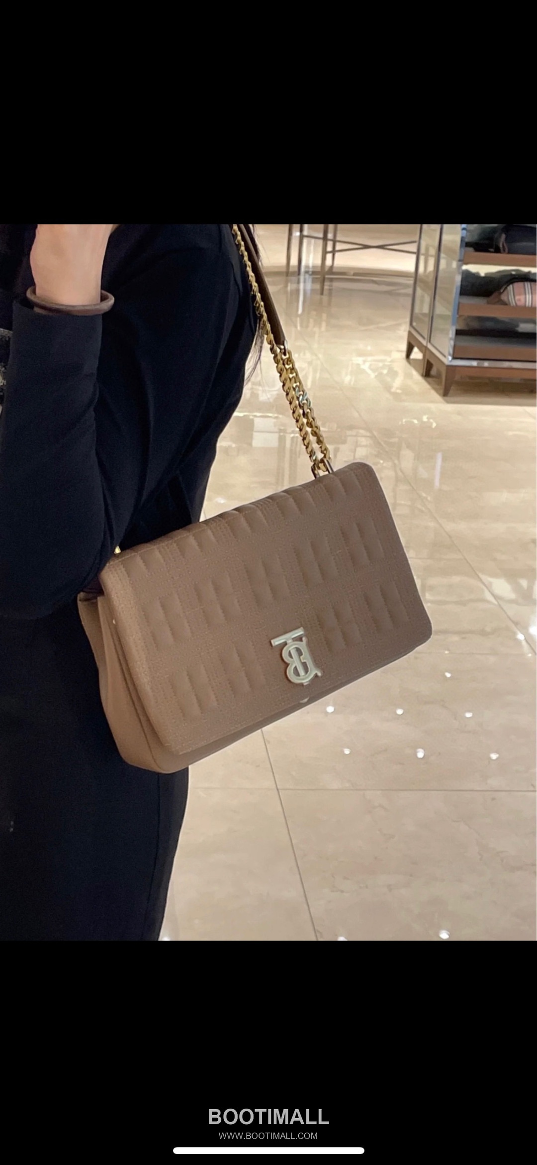 Burberry Lola Quilted Italian-Tanned Lambskin Chain Shoulder Bag 버버리 롤라 퀼팅 이탈리아 태닝 램스킨 체인 숄더백 28cm 8
