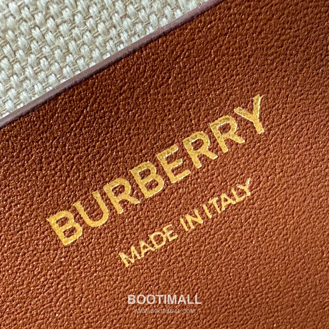 Burberry Large Capacity Tote Bag 버버리 라지 캐파시티 토트백 26