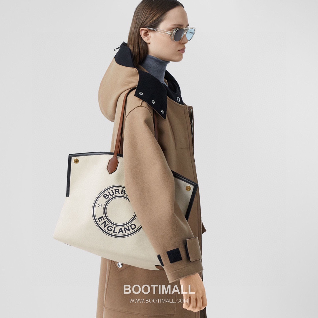 Burberry Society Logo Print Cotton Canvas Beige Tote Bag 버버리 소사이어티 로고 프린트 코튼 캔버스 베이지 토트백 38cm 1