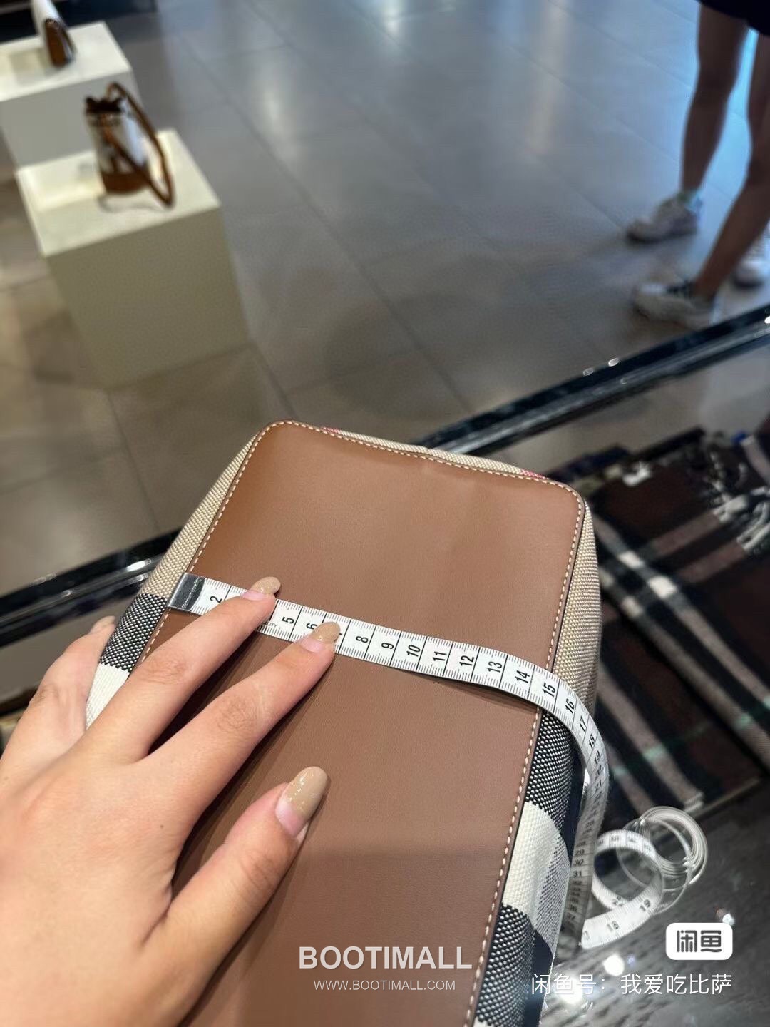 Burberry Classic Check Tote Bag 버버리 클래식 체크 토트백 35.5cm 9