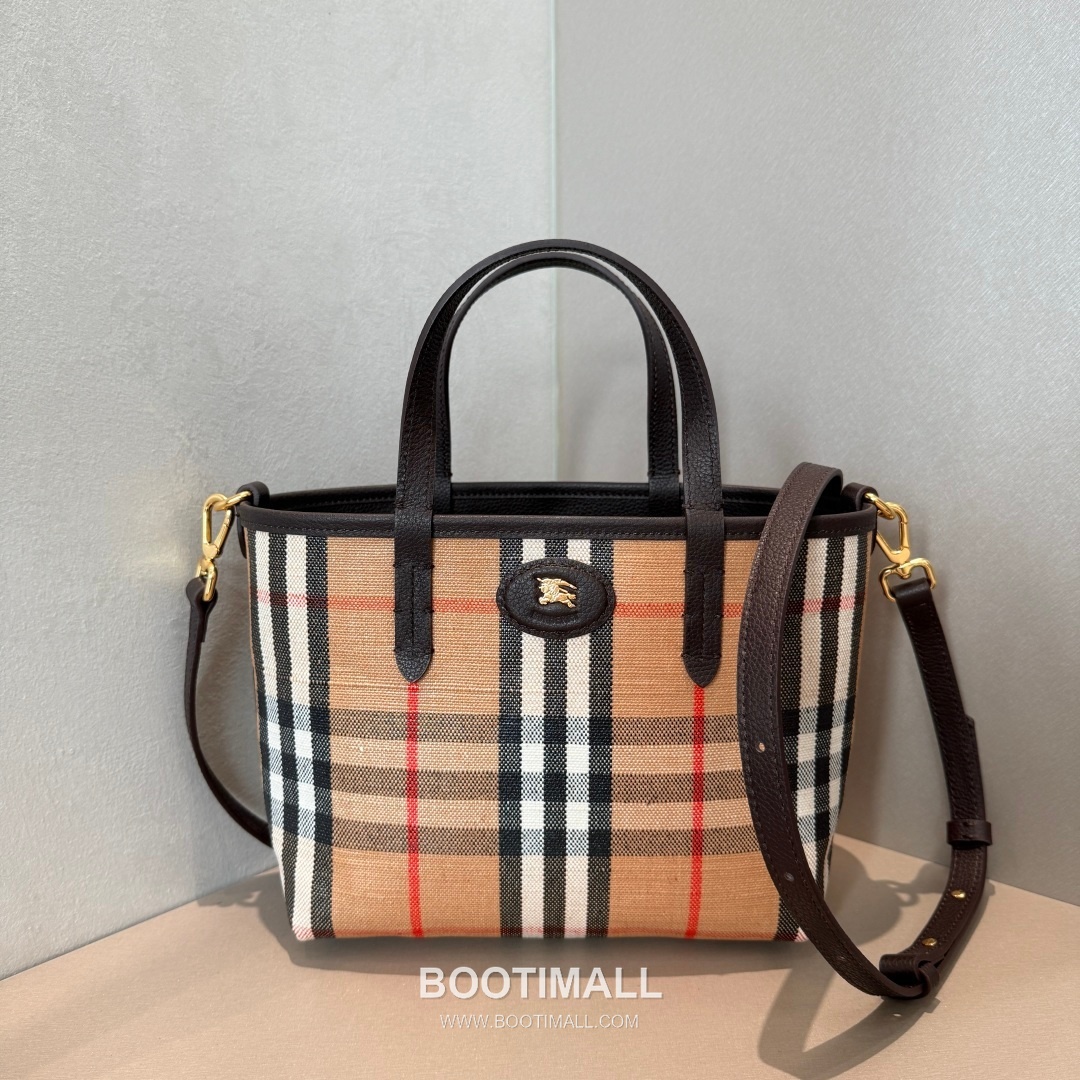 Burberry Reversible Mini Tote Grained Calfskin Bag 버버리 리버서블 미니 토트 그레인드 카프스킨 4