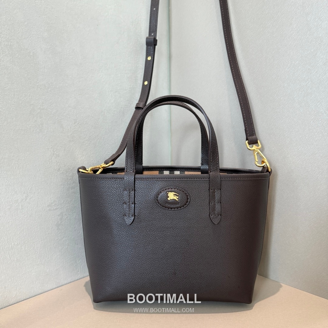 Burberry Reversible Mini Tote Grained Calfskin Bag 버버리 리버서블 미니 토트 그레인드 카프스킨 5