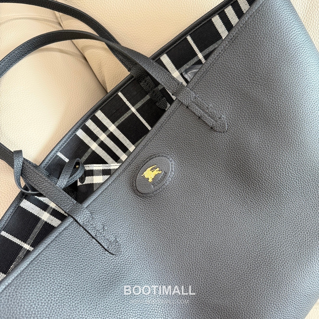 Burberry Bloomsbury Reversible Check Tote Grained Calfskin Sand Bag 버버리 블룸즈버리 리버서블 체크 토트 그레인드 카프스킨 샌드 38cm 10