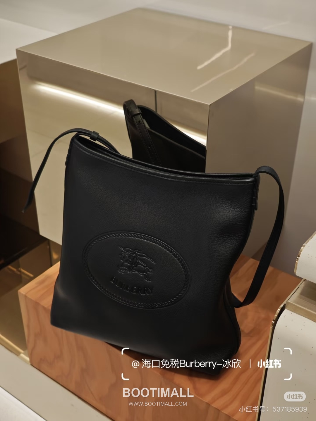 Burberry Bloomsbury Reversible Check Tote Grained Calfskin Sand Bag 버버리 블룸즈버리 리버서블 체크 토트 그레인드 카프스킨 샌드 38cm 20