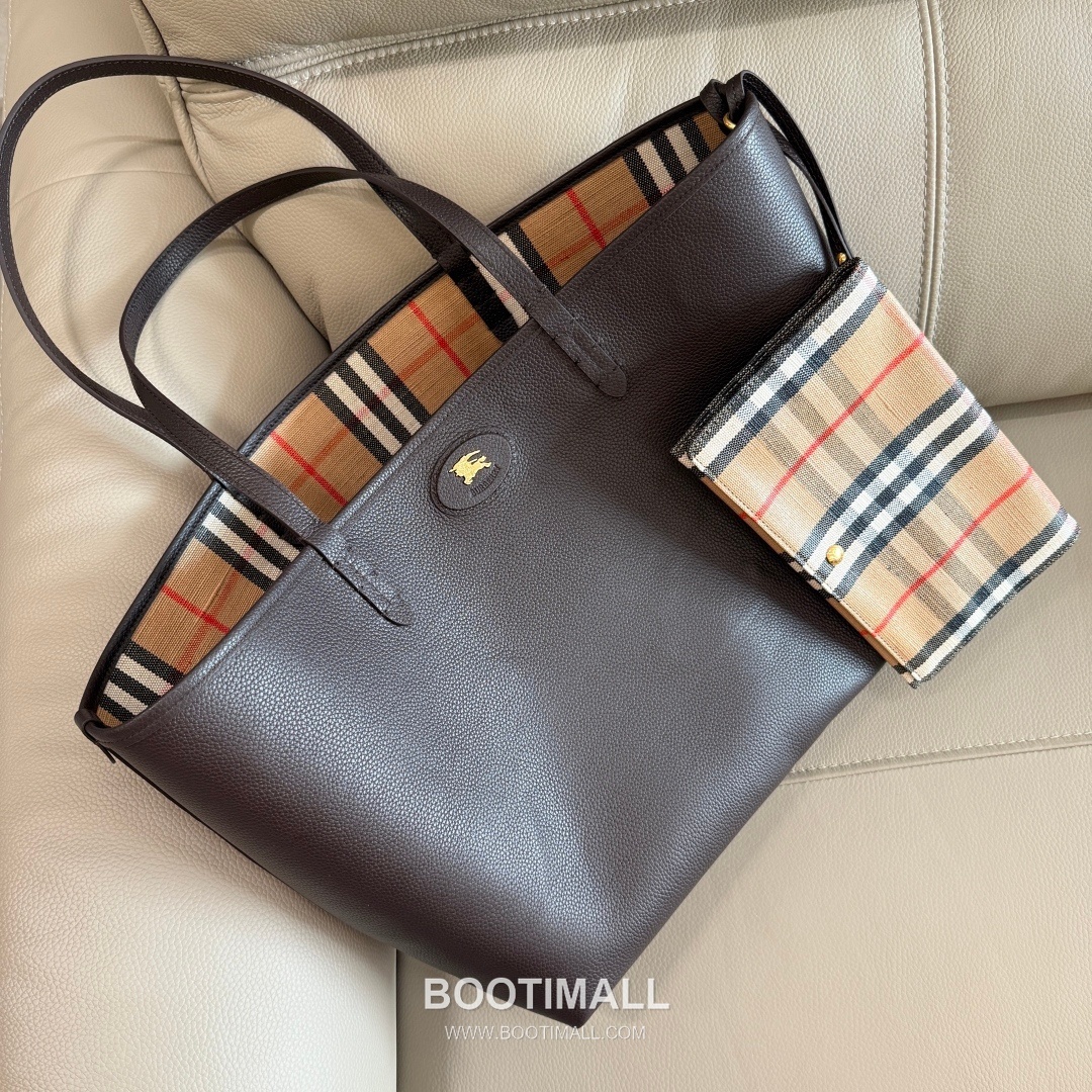 Burberry Bloomsbury Reversible Check Tote Grained Calfskin Sand Bag 버버리 블룸즈버리 리버서블 체크 토트 그레인드 카프스킨 샌드 37.5cm 7