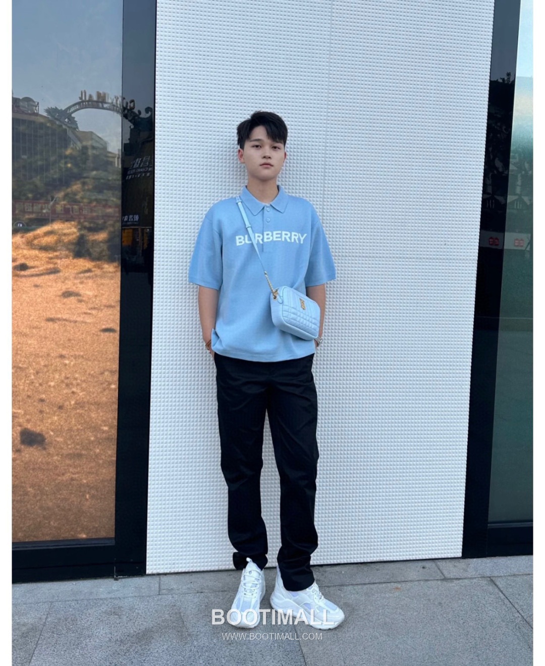 Burberry Lola Quilted Camera Italian-Tanned Lambskin Crossbody Bag 버버리 롤라 퀼티드 카메라 이탈리아 태닝 램스킨 크로스백 24cm 4