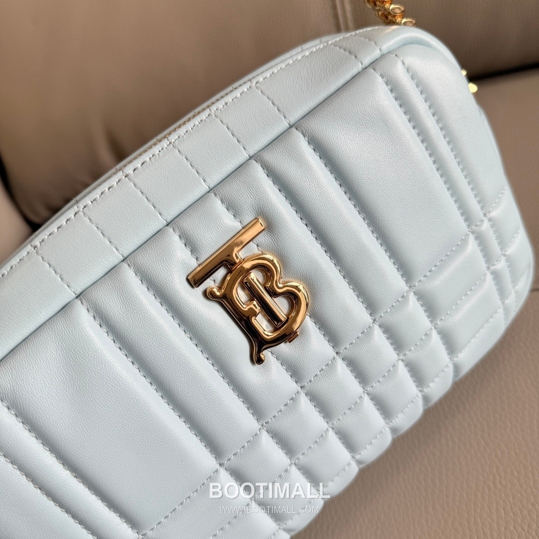 Burberry Lola Quilted Camera Italian-Tanned Lambskin Crossbody Bag 버버리 롤라 퀼티드 카메라 이탈리아 태닝 램스킨 크로스백 24cm 13