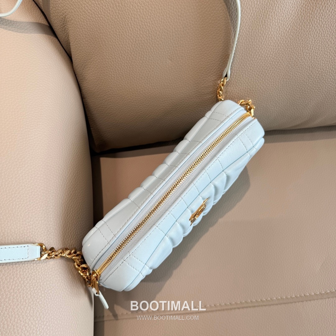 Burberry Lola Quilted Camera Italian-Tanned Lambskin Crossbody Bag 버버리 롤라 퀼티드 카메라 이탈리아 태닝 램스킨 크로스백 24cm 15