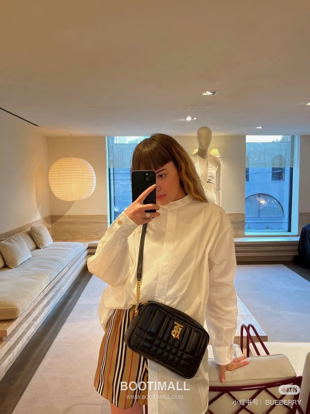 Burberry Lola Quilted Camera Italian-Tanned Lambskin Crossbody Bag 버버리 롤라 퀼티드 카메라 이탈리아 태닝 램스킨 크로스백 24cm 4