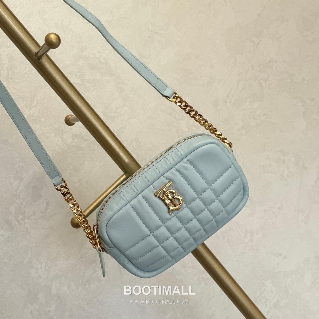 Burberry Lola Quilted Camera Italian-Tanned Lambskin Crossbody Bag 버버리 롤라 퀼티드 카메라 이탈리아 태닝 램스킨 크로스백 24cm 24