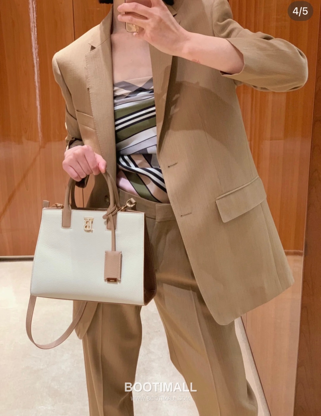 Burberry Thomas Logo Tote Grained Calfskin Bag 버버리 토마스 로고 토트 044173 그레인드 카프스킨 27cm 1