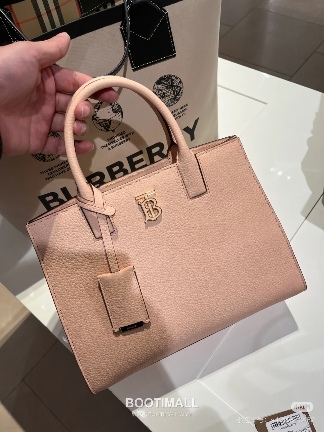 Burberry Thomas Logo Tote Grained Calfskin Bag 버버리 토마스 로고 토트 044173 그레인드 카프스킨 27cm 7