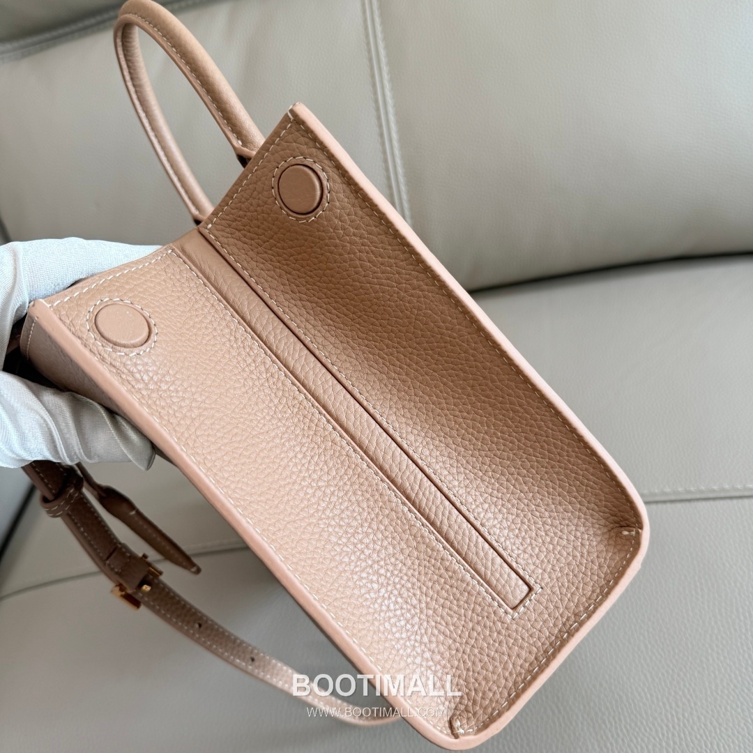 Burberry Thomas Logo Tote Grained Calfskin Bag 버버리 토마스 로고 토트 044173 그레인드 카프스킨 27cm 15