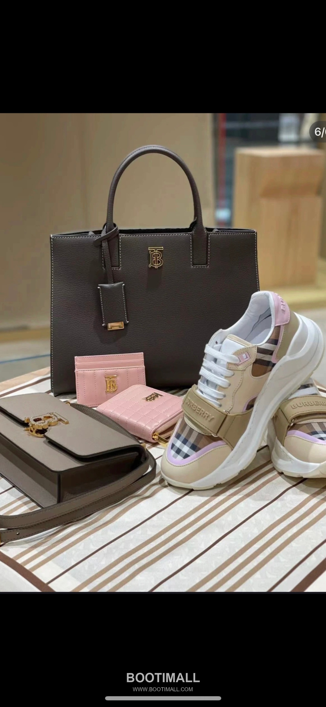 Burberry Thomas Logo Tote Grained Calfskin Bag 버버리 토마스 로고 토트 044173 그레인드 카프스킨 27cm 3