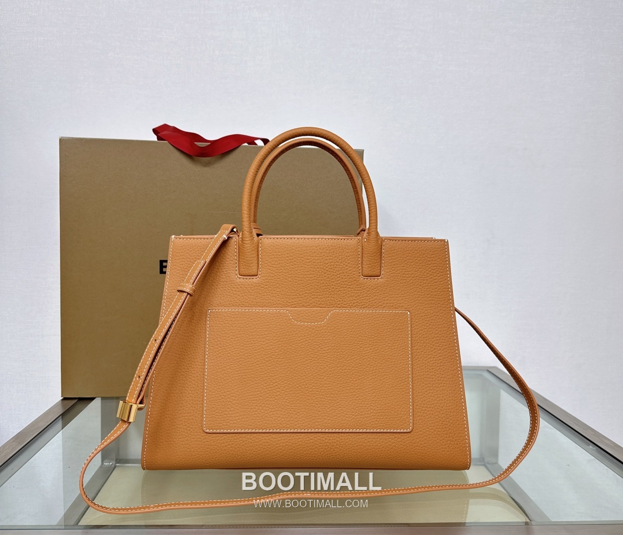 Burberry Thomas Logo 9761 Grained Calfskin Tote Bag 버버리 토마스 로고 9761 그레인드 카프스킨 토트백 33cm 9