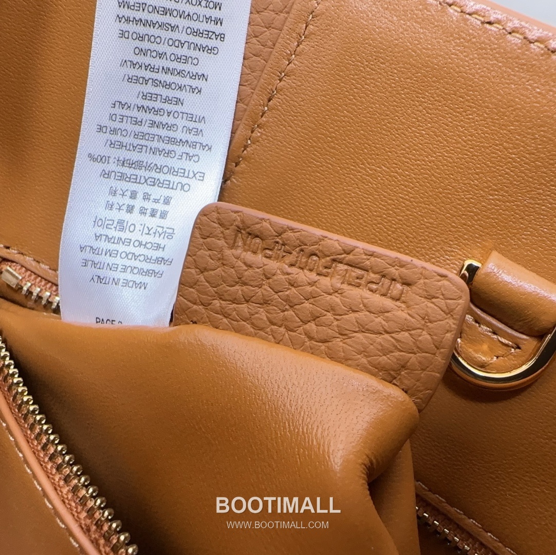 Burberry Thomas Logo 9761 Grained Calfskin Tote Bag 버버리 토마스 로고 9761 그레인드 카프스킨 토트백 33cm 13