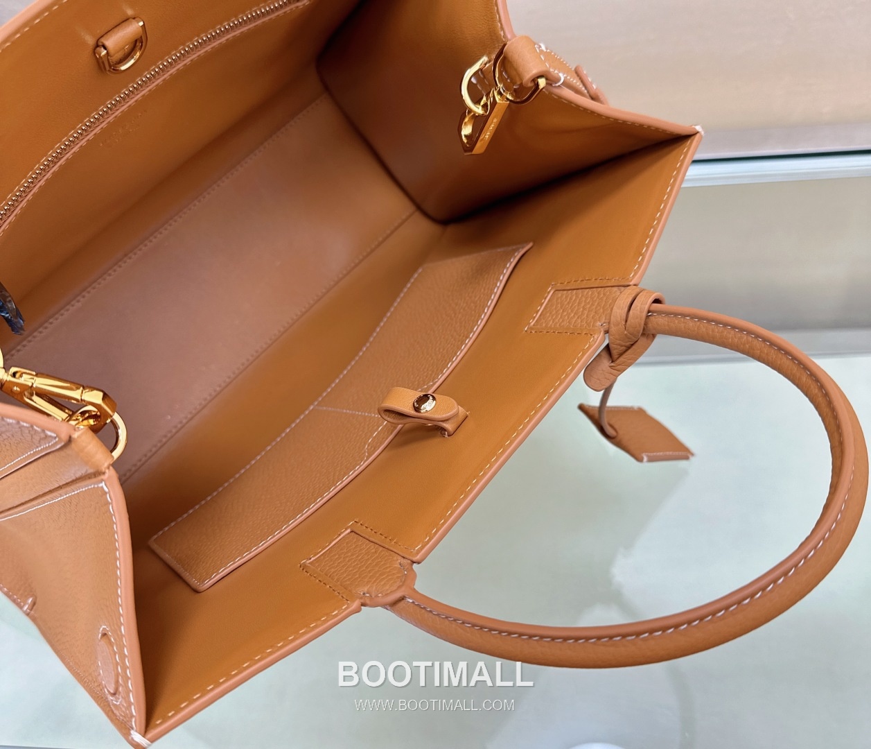 Burberry Thomas Logo 9761 Grained Calfskin Tote Bag 버버리 토마스 로고 9761 그레인드 카프스킨 토트백 33cm 15