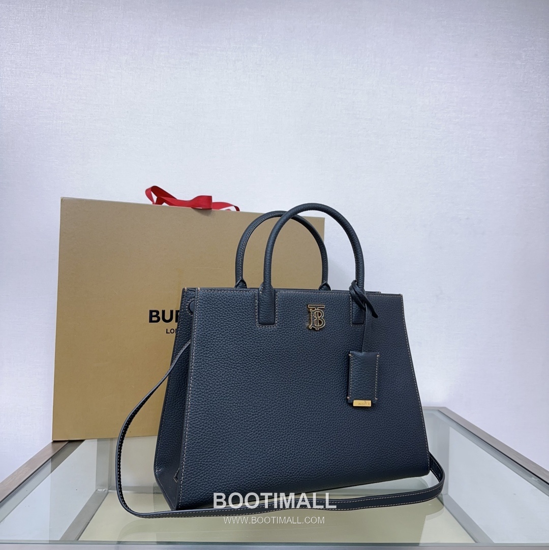 Burberry Thomas Logo 976180 Grained Calfskin Tote Bag 버버리 토마스 로고 976180 그레인드 카프스킨 토트백 33cm 8