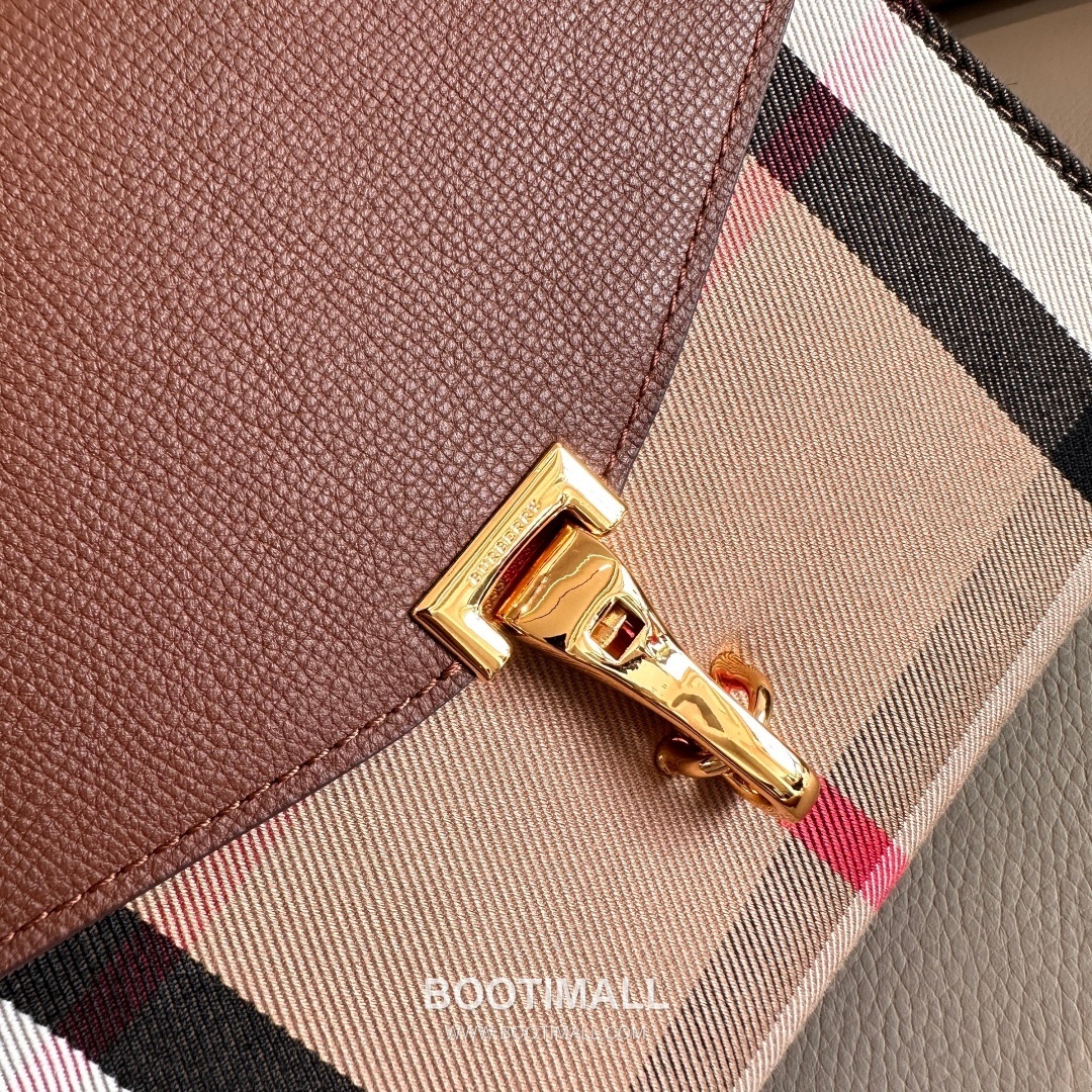 Burberry House Check Grained Leather 813153 Beige Crossbody Bag 버버리 하우스 체크 그레인드 레더 813153 베이지 크로스백 24cm 6