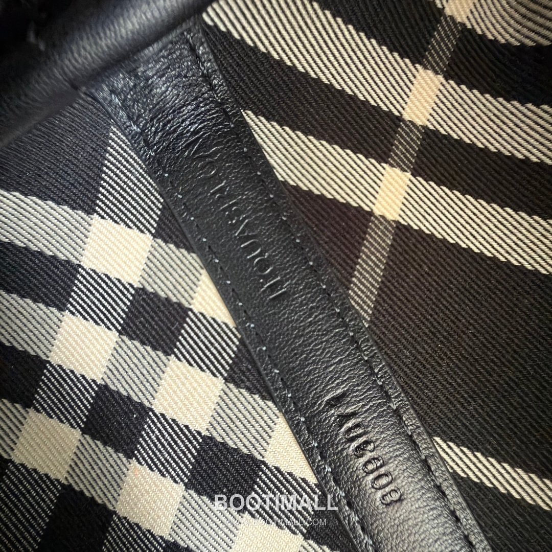 Burberry Check 871160 Cotton Twill Shoulder Bag 버버리 체크 871160 코튼 트윌 숄더백 29cm 18