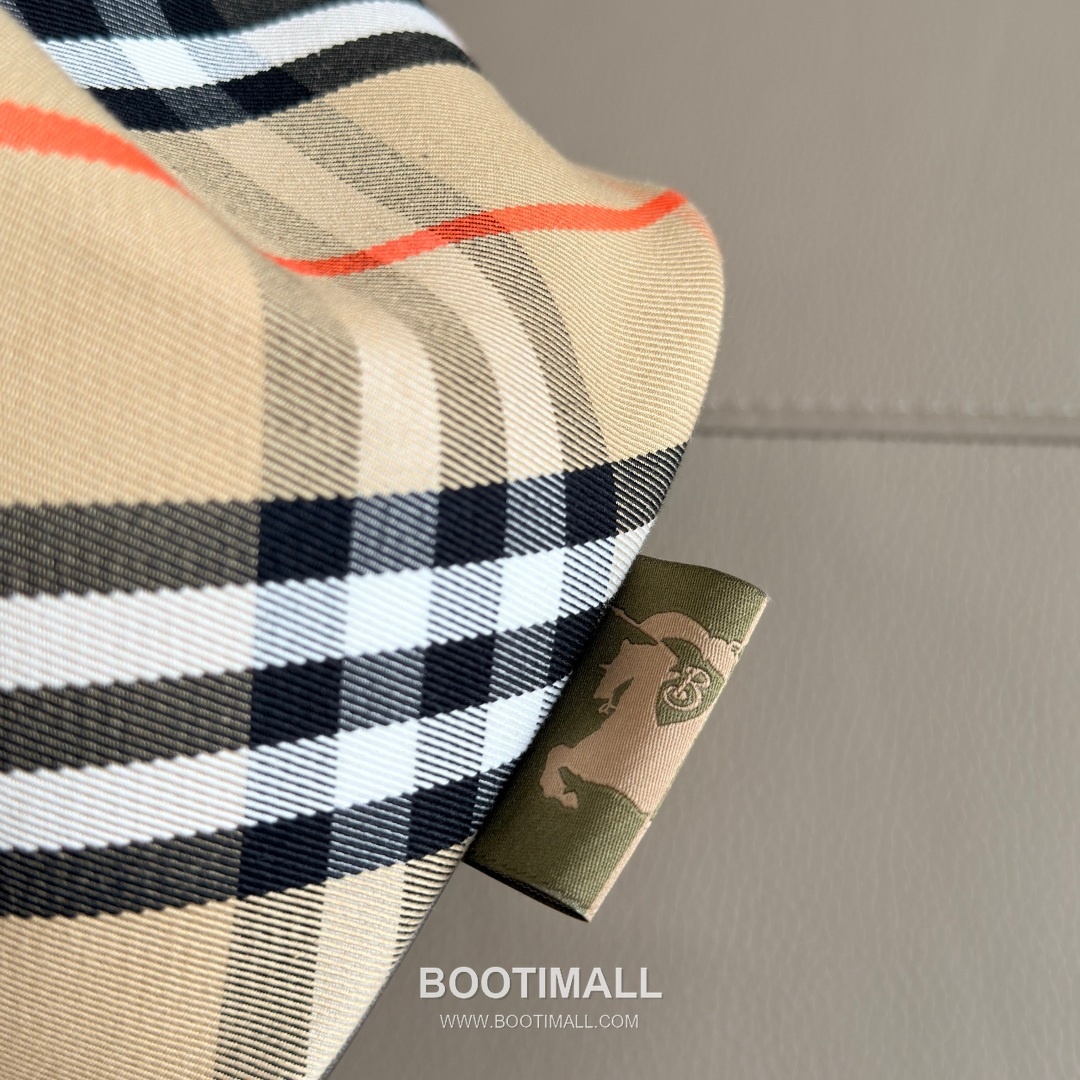 Burberry Check 871160 Cotton Twill Shoulder Bag 버버리 체크 871160 코튼 트윌 숄더백 29cm 19