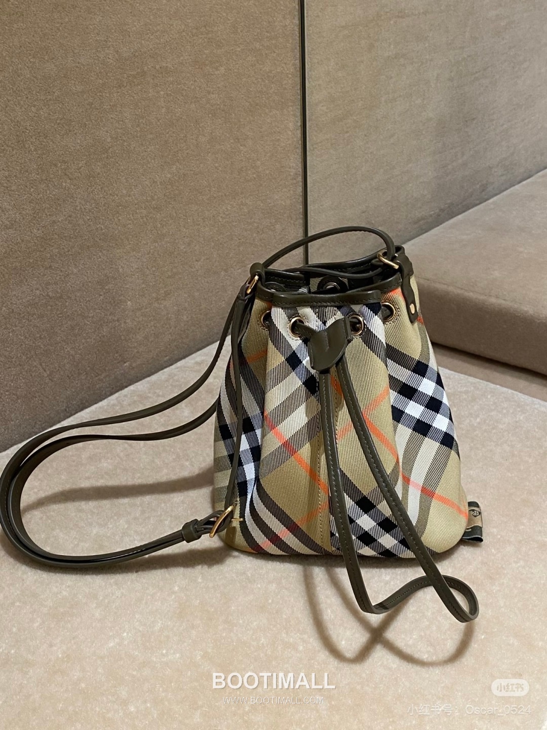 Burberry 057155 Twill Bucket Cotton Bag 버버리 057155 트윌 버킷 코튼 20cm 7