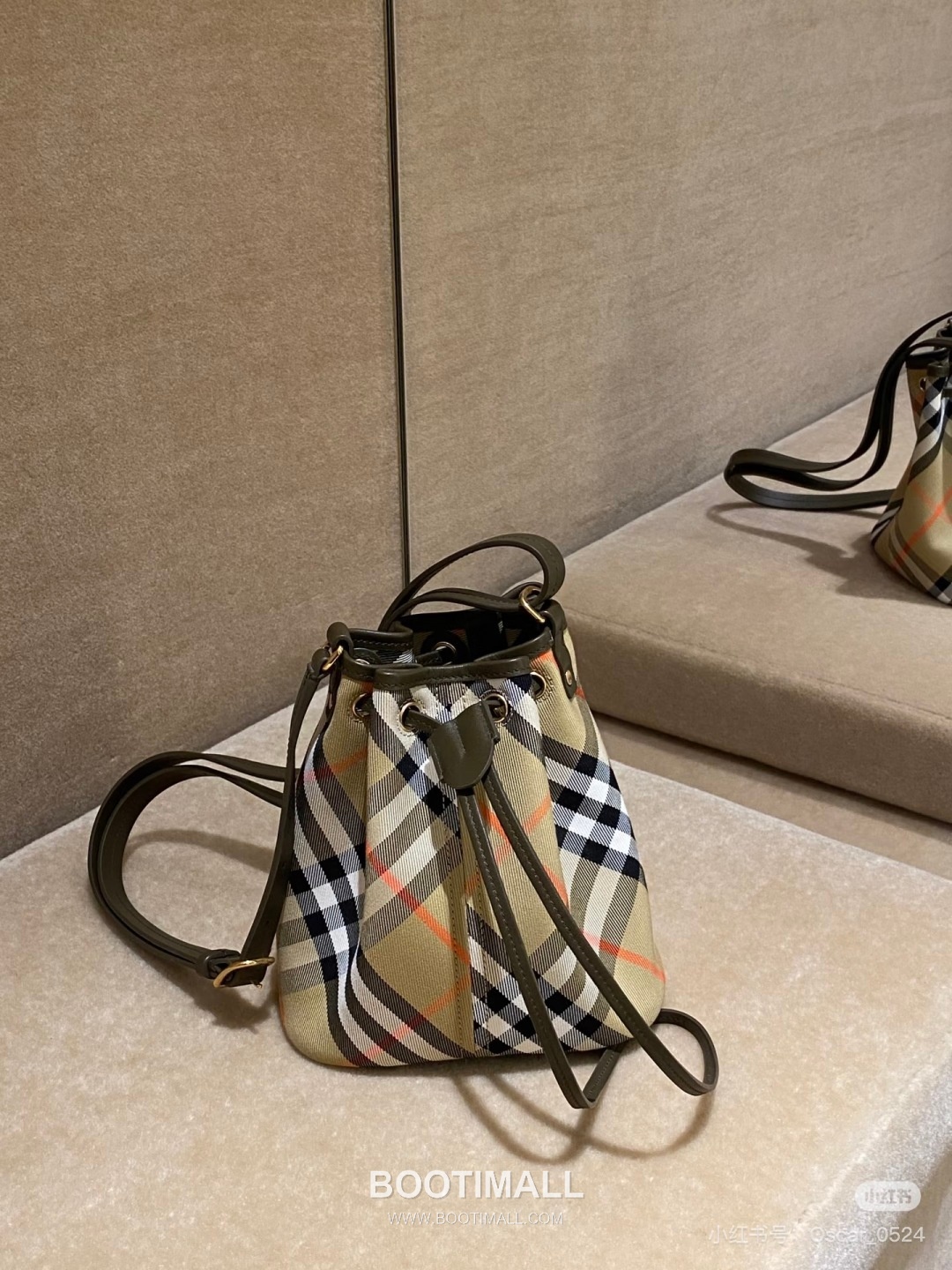 Burberry 057155 Twill Bucket Cotton Bag 버버리 057155 트윌 버킷 코튼 20cm 9