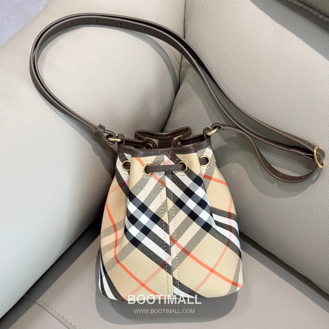 Burberry 057155 Twill Bucket Cotton Bag 버버리 057155 트윌 버킷 코튼 20cm 11