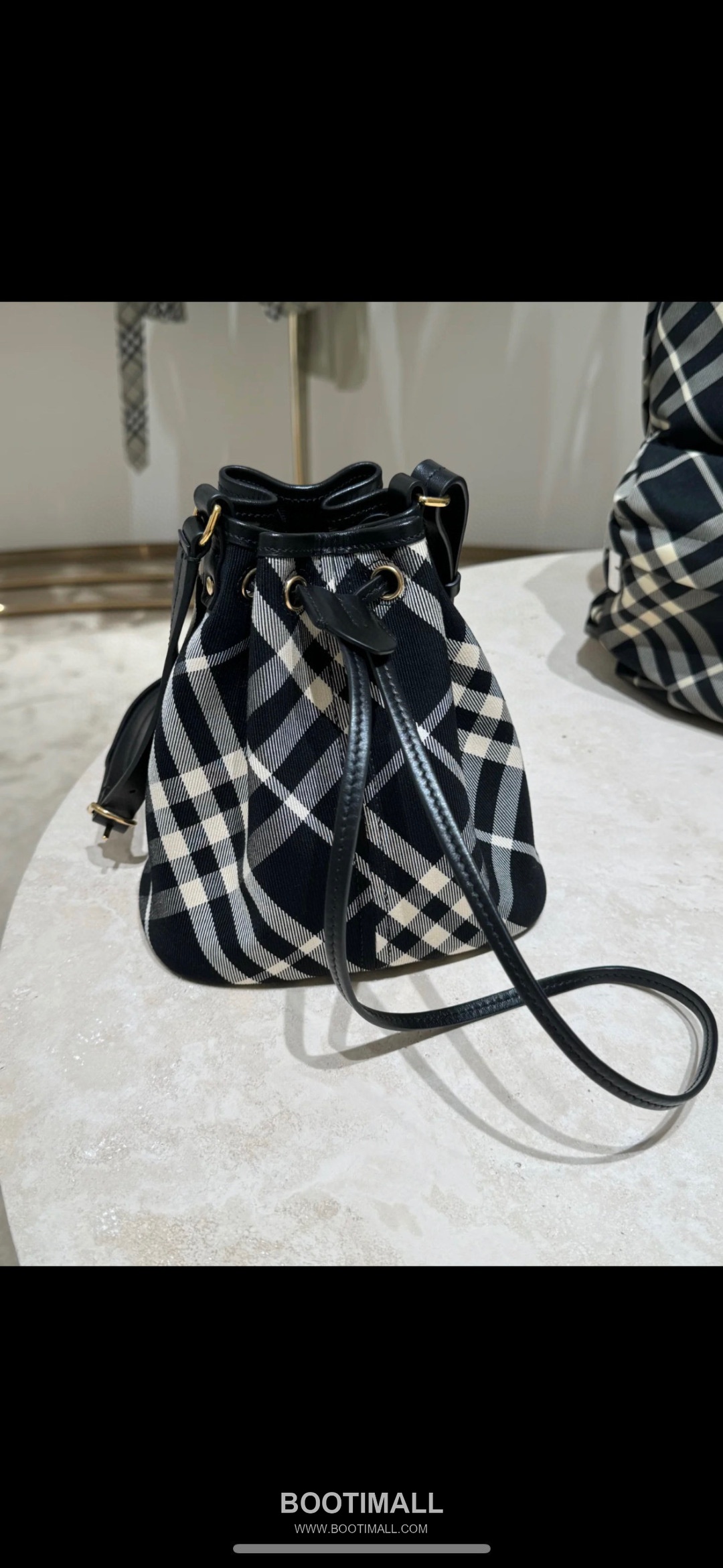 Burberry 057155 Twill Bucket Cotton Bag 버버리 057155 트윌 버킷 코튼 20cm 7