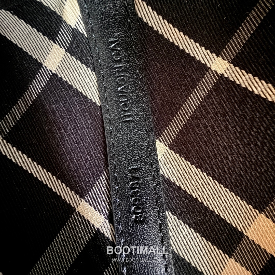 Burberry 057155 Twill Bucket Cotton Bag 버버리 057155 트윌 버킷 코튼 20cm 17