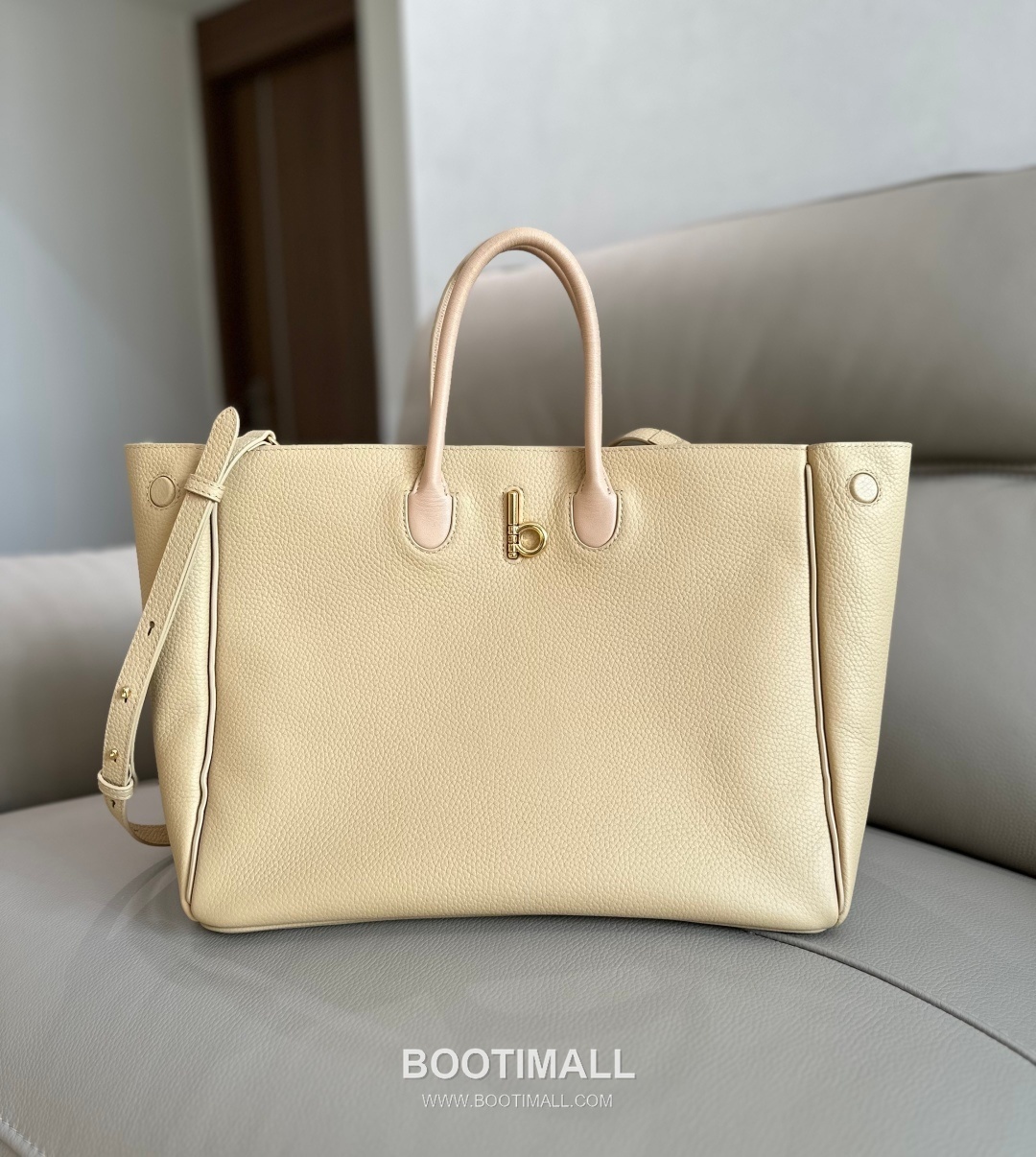 Burberry EKD B-Clasp Tote Grained Calfskin Black Bag 버버리 EKD B-클라스프 토트 575190 그레인드 카프스킨 블랙 35.5cm 10