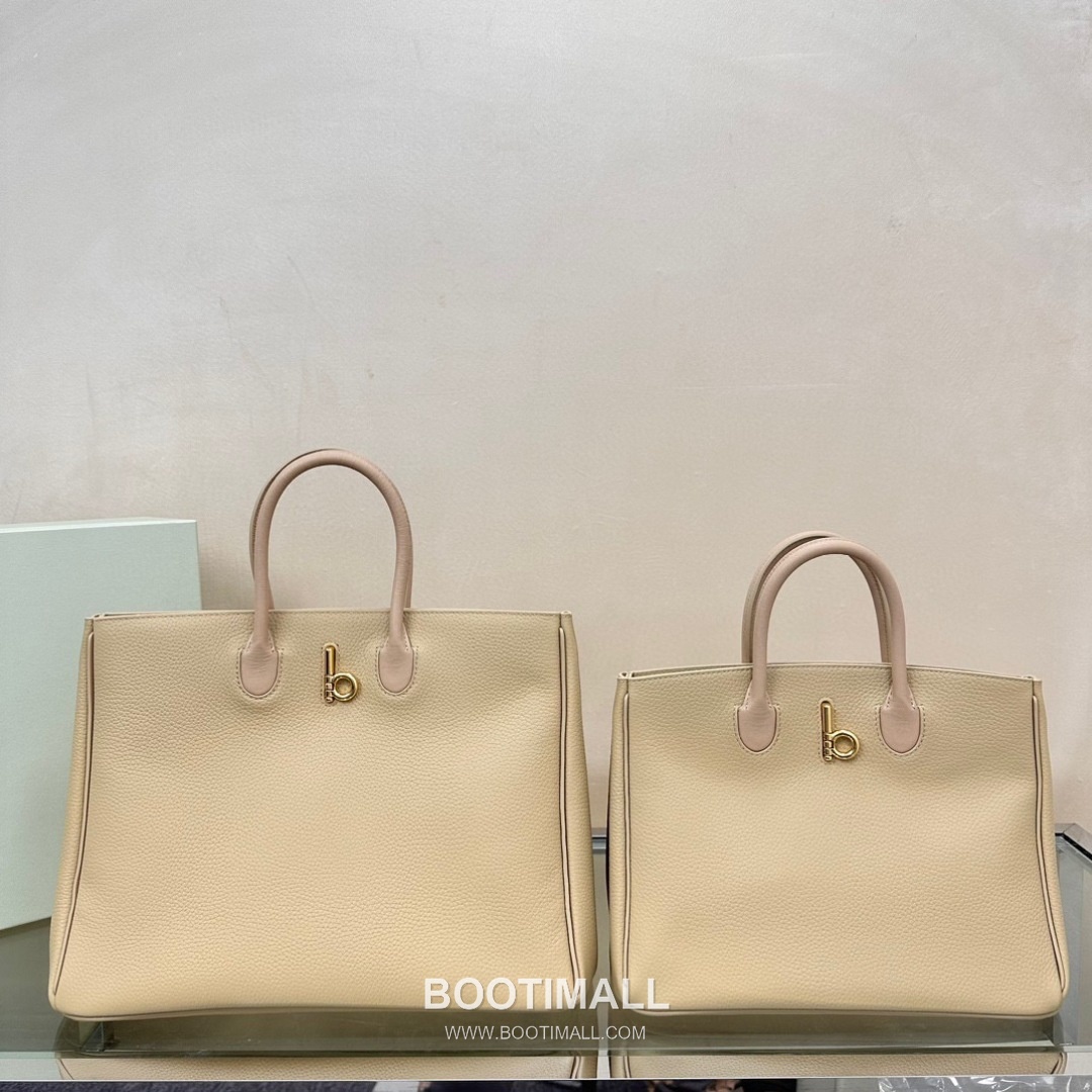 Burberry EKD B-Clasp Tote Grained Calfskin Black Bag 버버리 EKD B-클라스프 토트 575190 그레인드 카프스킨 블랙 35.5cm 2