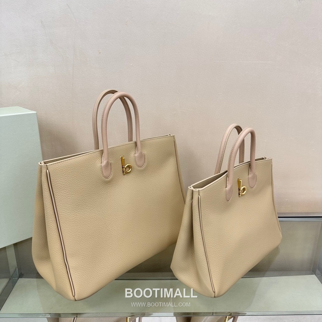 Burberry EKD B-Clasp Tote Grained Calfskin Black Bag 버버리 EKD B-클라스프 토트 575190 그레인드 카프스킨 블랙 35.5cm 6