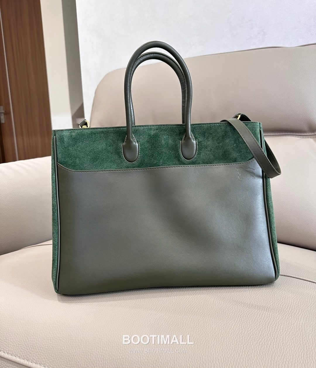 Burberry EKD B-Clasp Tote Calf Suede Handbag 버버리 EKD B-클라스프 토트 575190 카프 스웨이드 핸드백 36cm 2