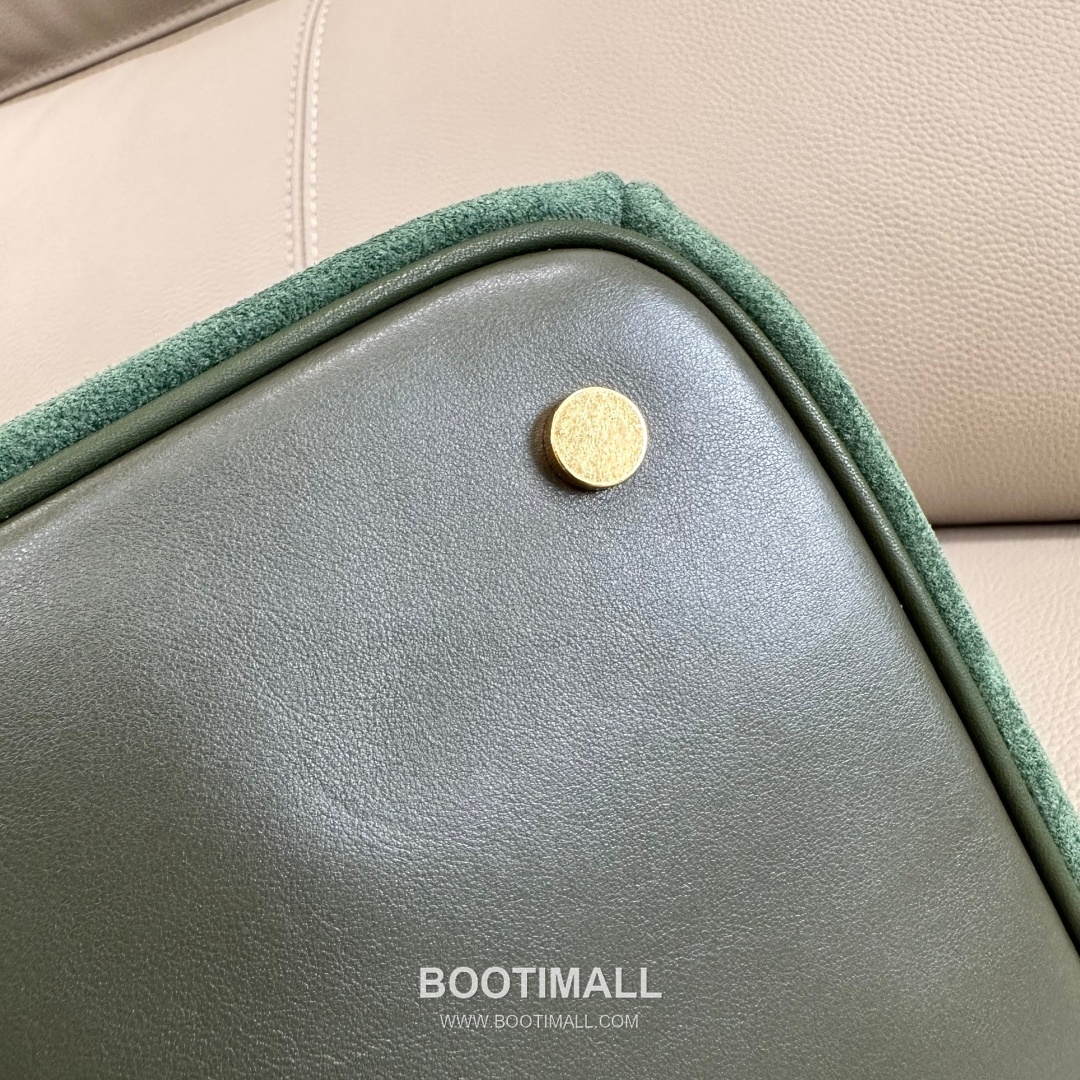 Burberry EKD B-Clasp Tote Calf Suede Handbag 버버리 EKD B-클라스프 토트 575190 카프 스웨이드 핸드백 36cm 9