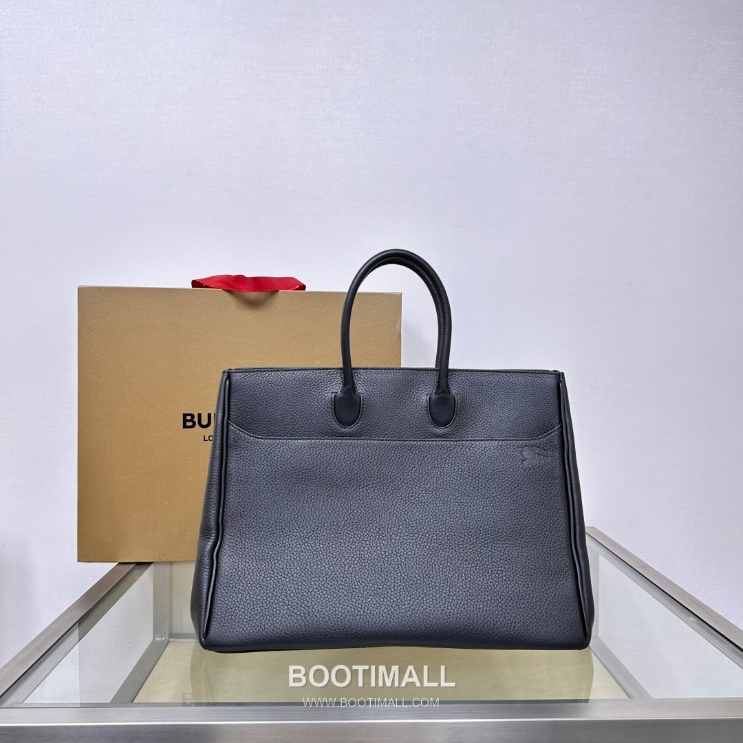 Burberry EKD B-Clasp Tote Grained Calfskin Black Bag 버버리 EKD B-클라스프 토트 575190 그레인드 카프스킨 블랙 35.5cm 12