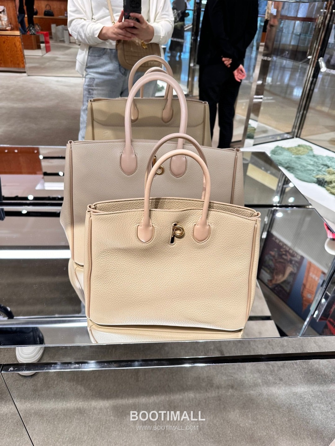 Burberry EKD B-Clasp Tote 401183 Grained Calfskin Bag 버버리 EKD B-클라스프 토트 401183 그레인드 카프스킨 30cm 1