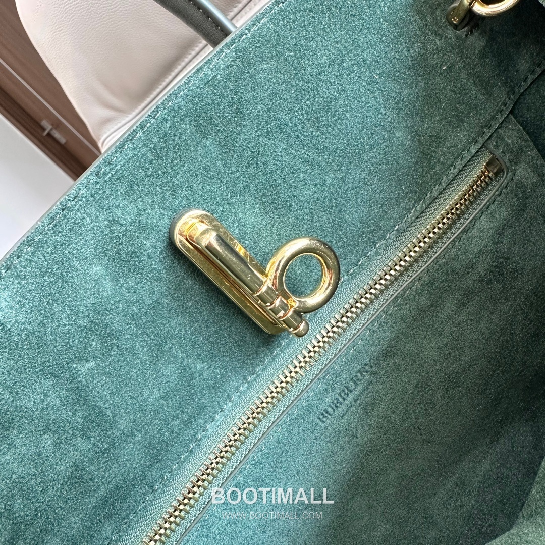 Burberry B-Clasp EKD 401183 Calf Suede Tote Bag 버버리 B-클라스프 EKD 401183 카프 스웨이드 토트백 30cm 15