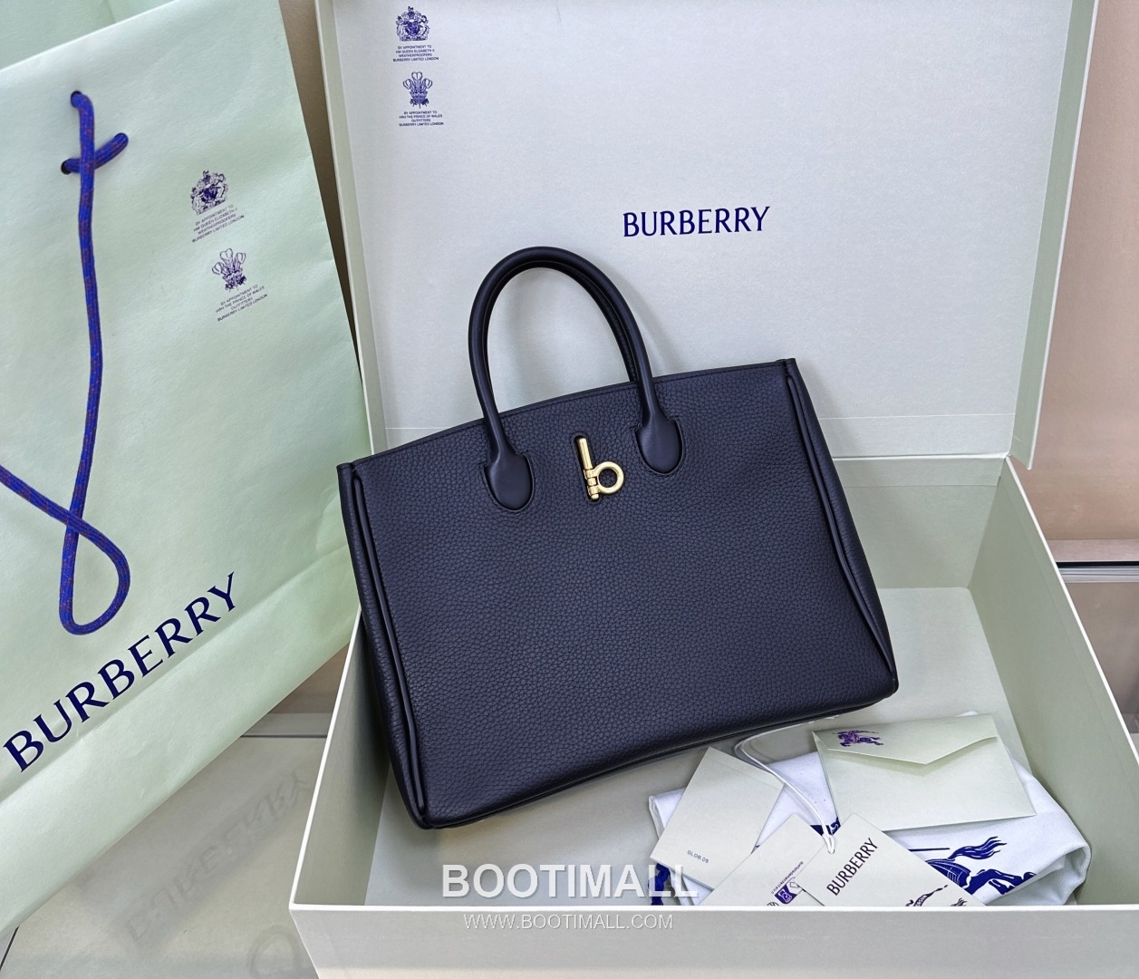 Burberry EKD B-Clasp Tote 401183 Grained Calfskin Bag 버버리 EKD B-클라스프 토트 401183 그레인드 카프스킨 30cm 19