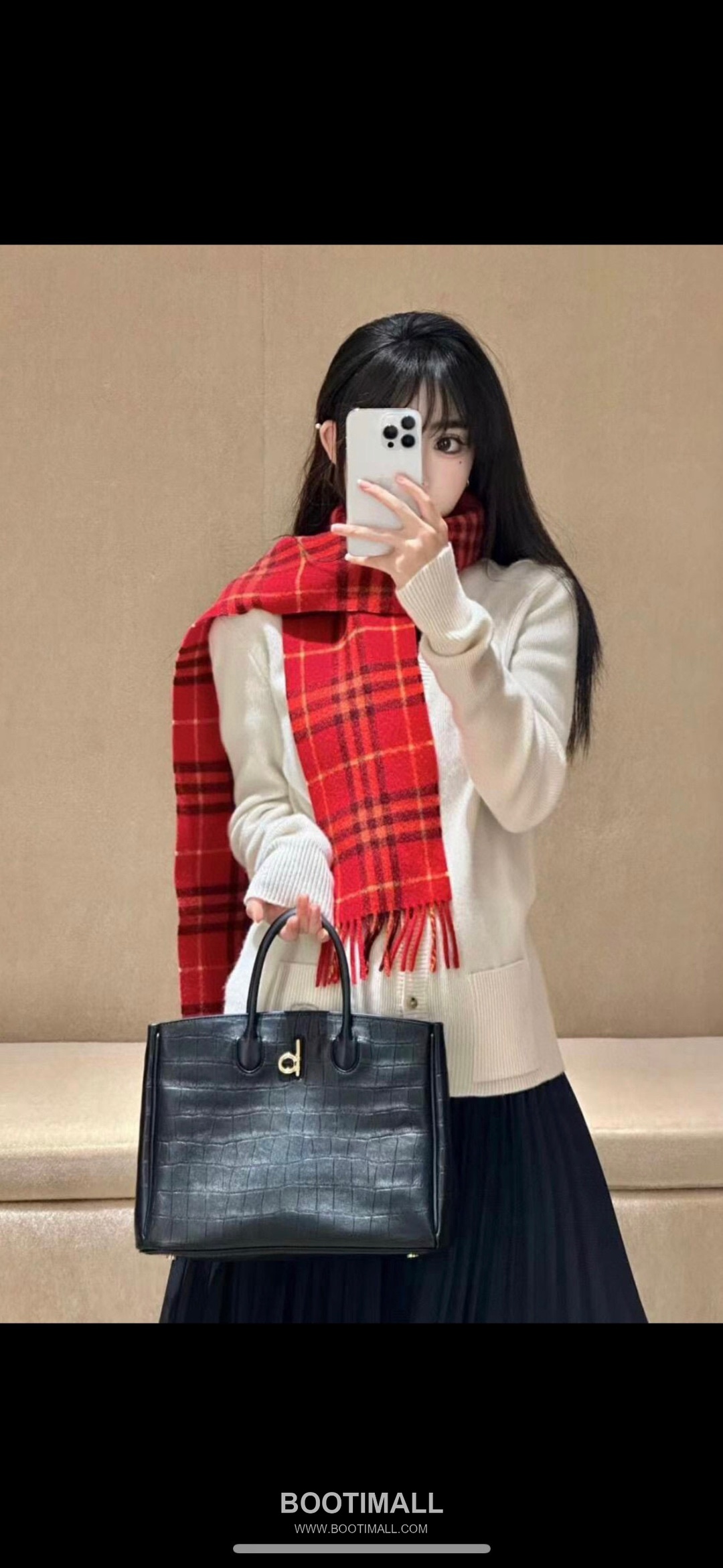Burberry Rocking Horse Croc-Embossed Calfskin Tote Bag 버버리 록킹 호스 크로커 엠보스드 카프스킨 토트백 2